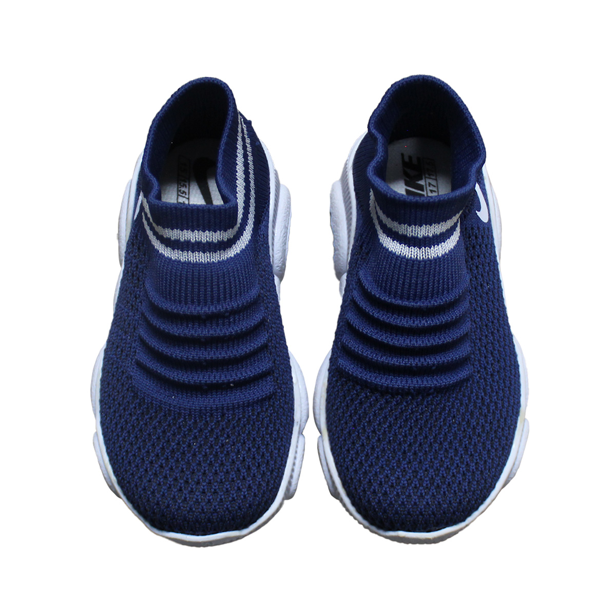 Imagen real de Tenis de niño, azul con suela blanca "Tipo Nike"