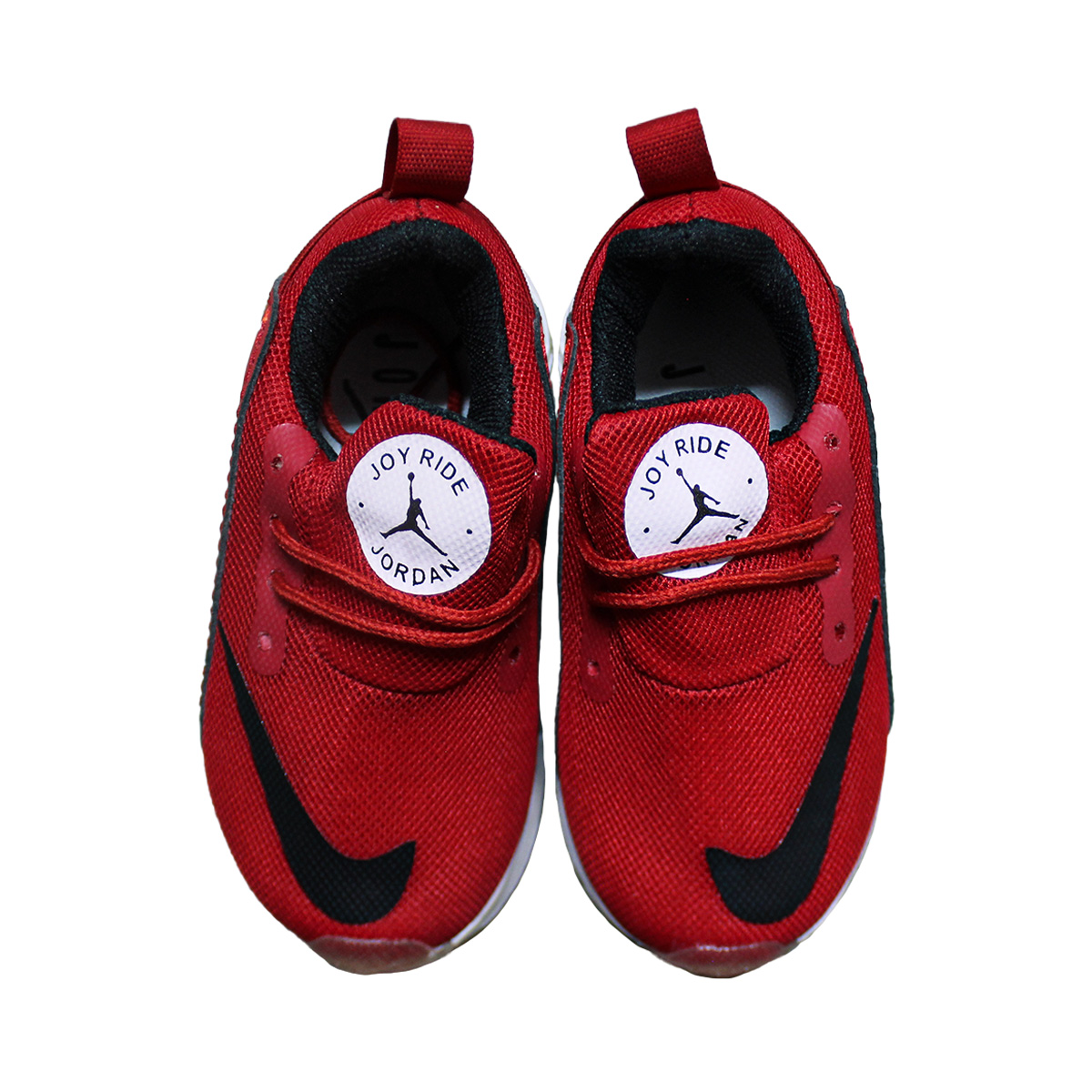 Imagen real de Tenis de niño, rojo con suela de colores "Tipo Jordan"