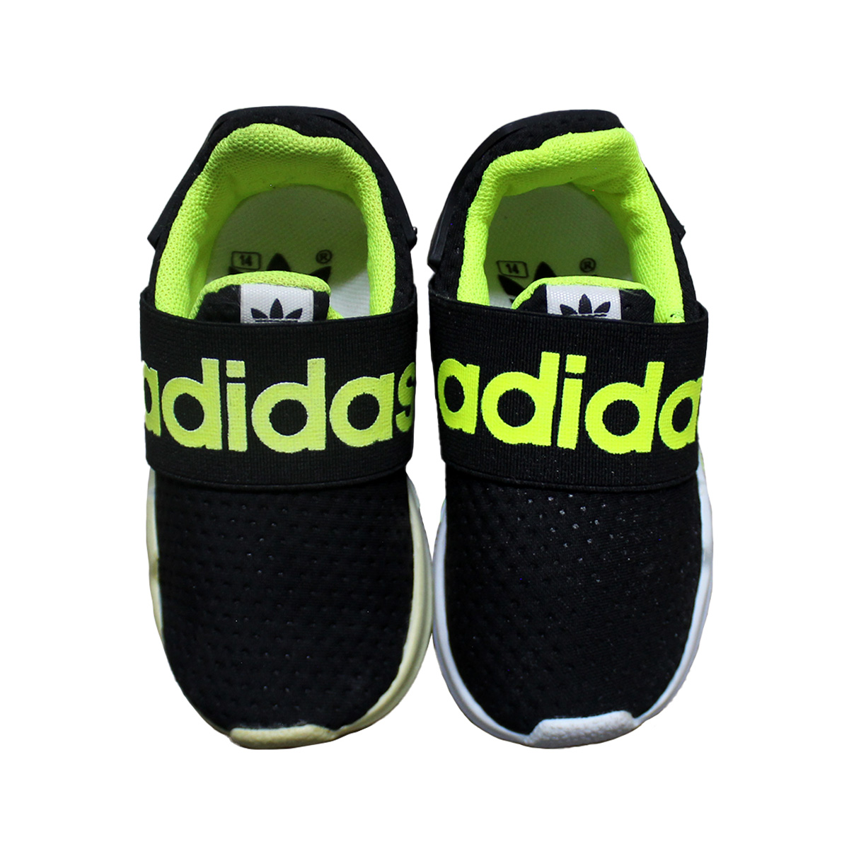 Imagen real de Tenis de niño, negros "Tipo Adidas"